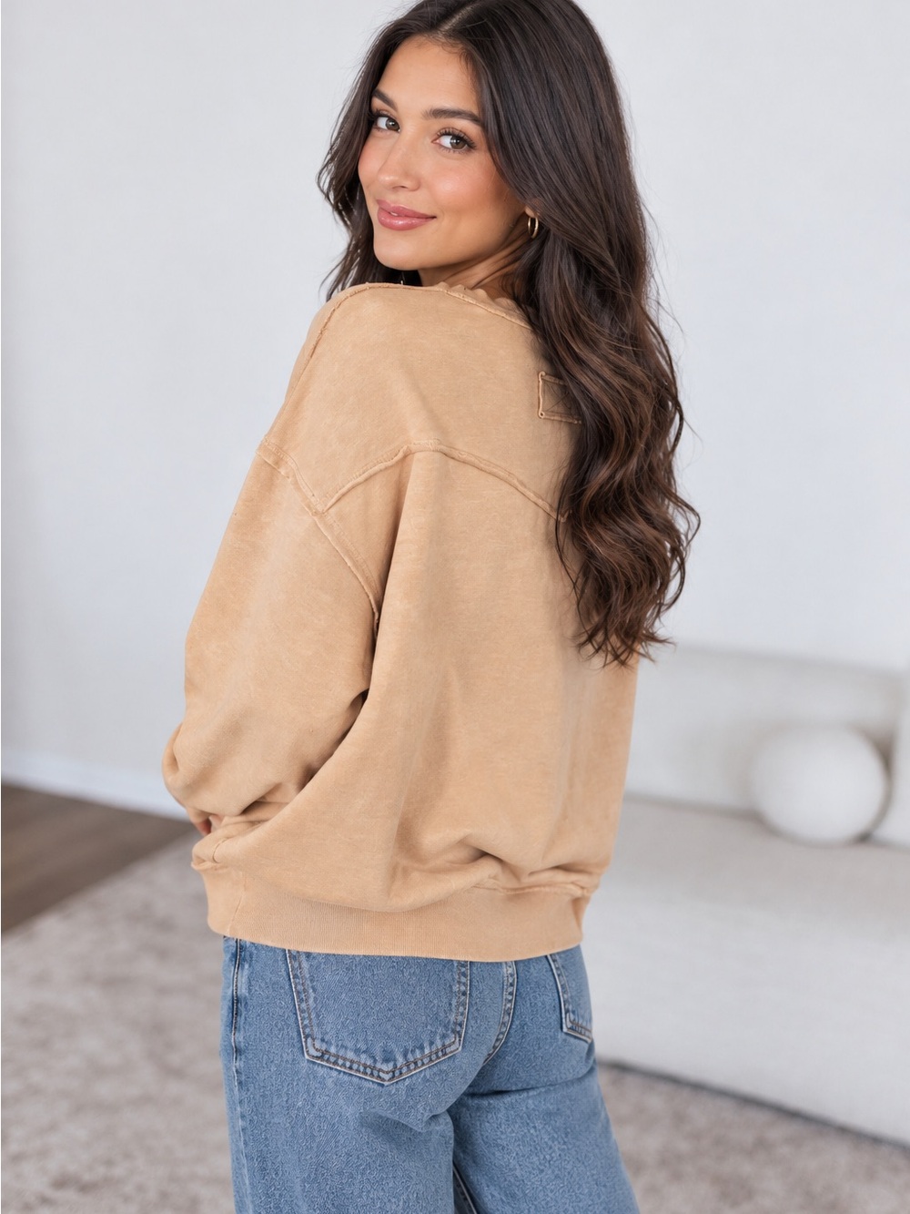 NWT Rae Mode Oversized Crewneck Sweatshirt  Raw Edge Detail Size Large